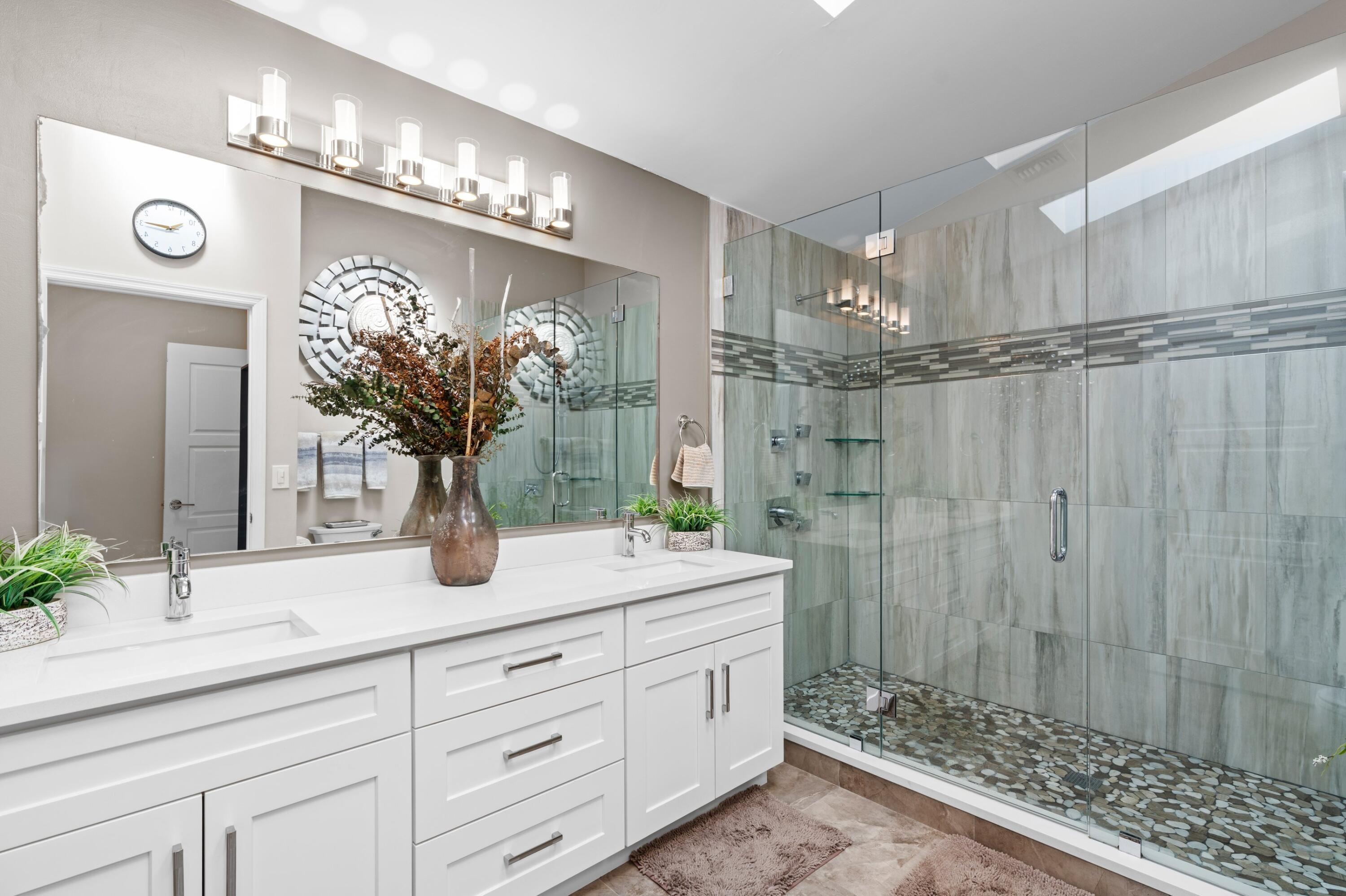 22594 Esplanada Drive Boca Raton, FL 33433 - Photo 14 of 51 Primary Bathroom