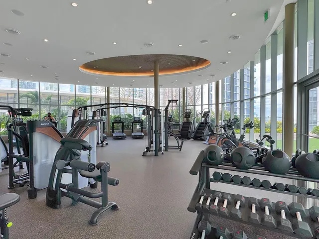 $2,050,000 | 700 Northeast 24th Street, Unit 4603, Miami, FL 33137