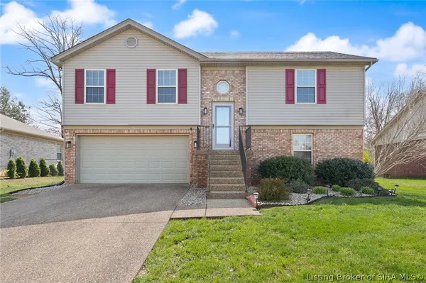 $320,000 | 6514 Sunset Loop, Charlestown, IN 47111