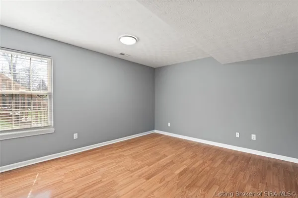 $320,000 | 6514 Sunset Loop, Charlestown, IN 47111