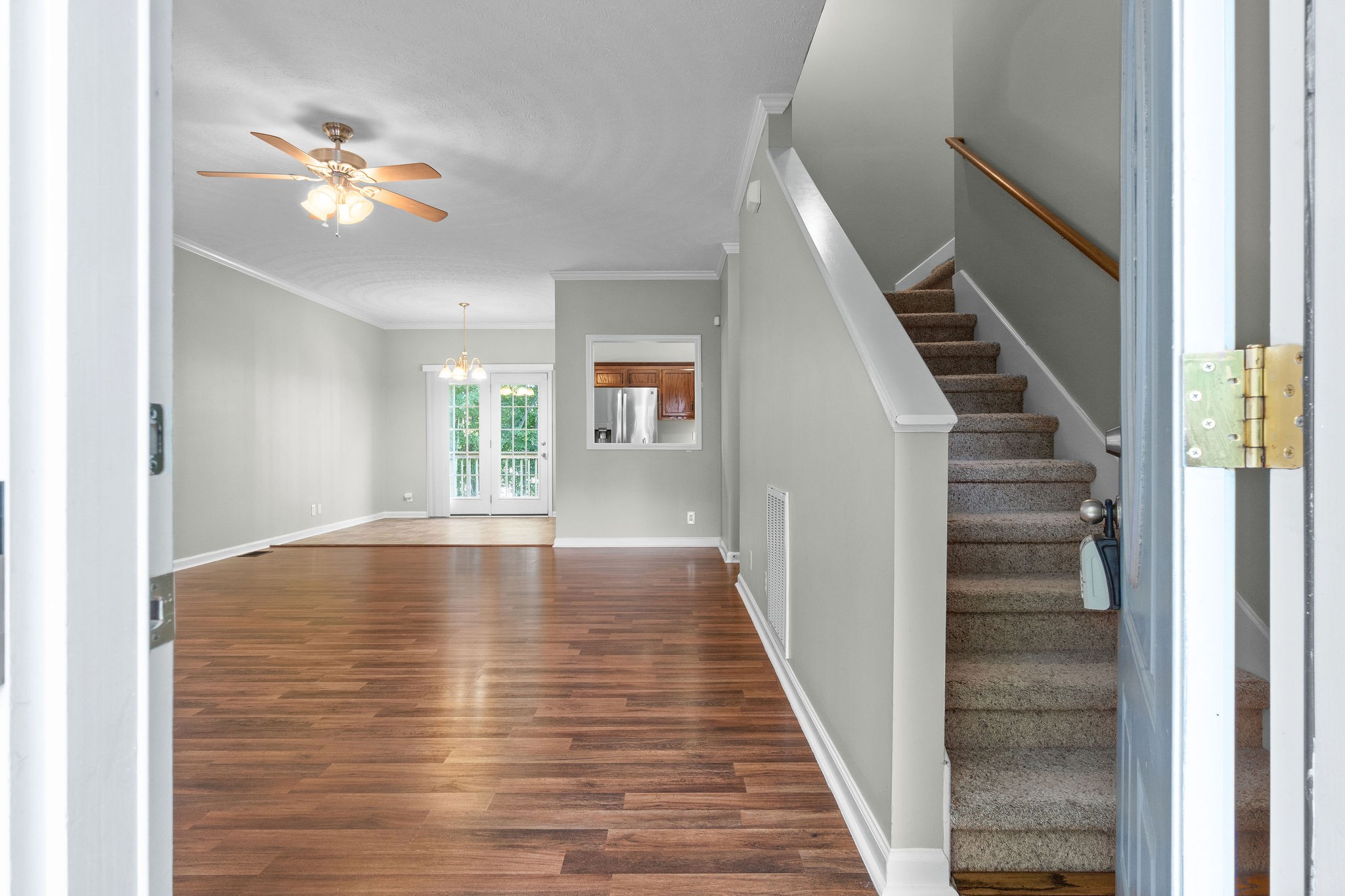1584 Hedgewood Road Clarksville, TN 37042 - Photo 3 of 41 Gallery Image 3