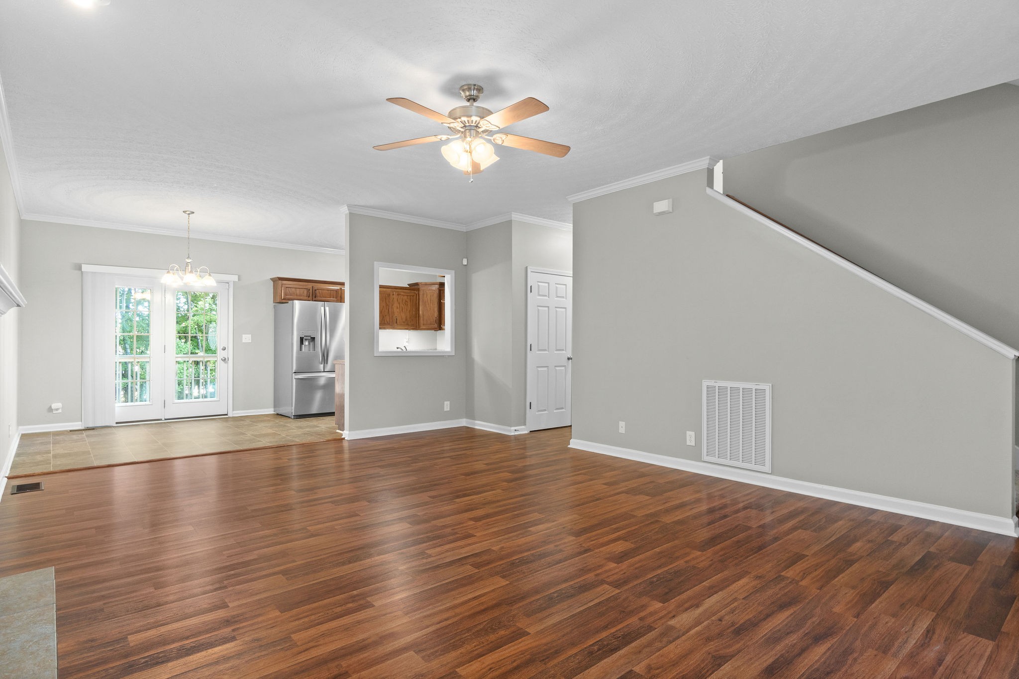 1584 Hedgewood Road Clarksville, TN 37042 - Photo 5 of 41 Gallery Image 5