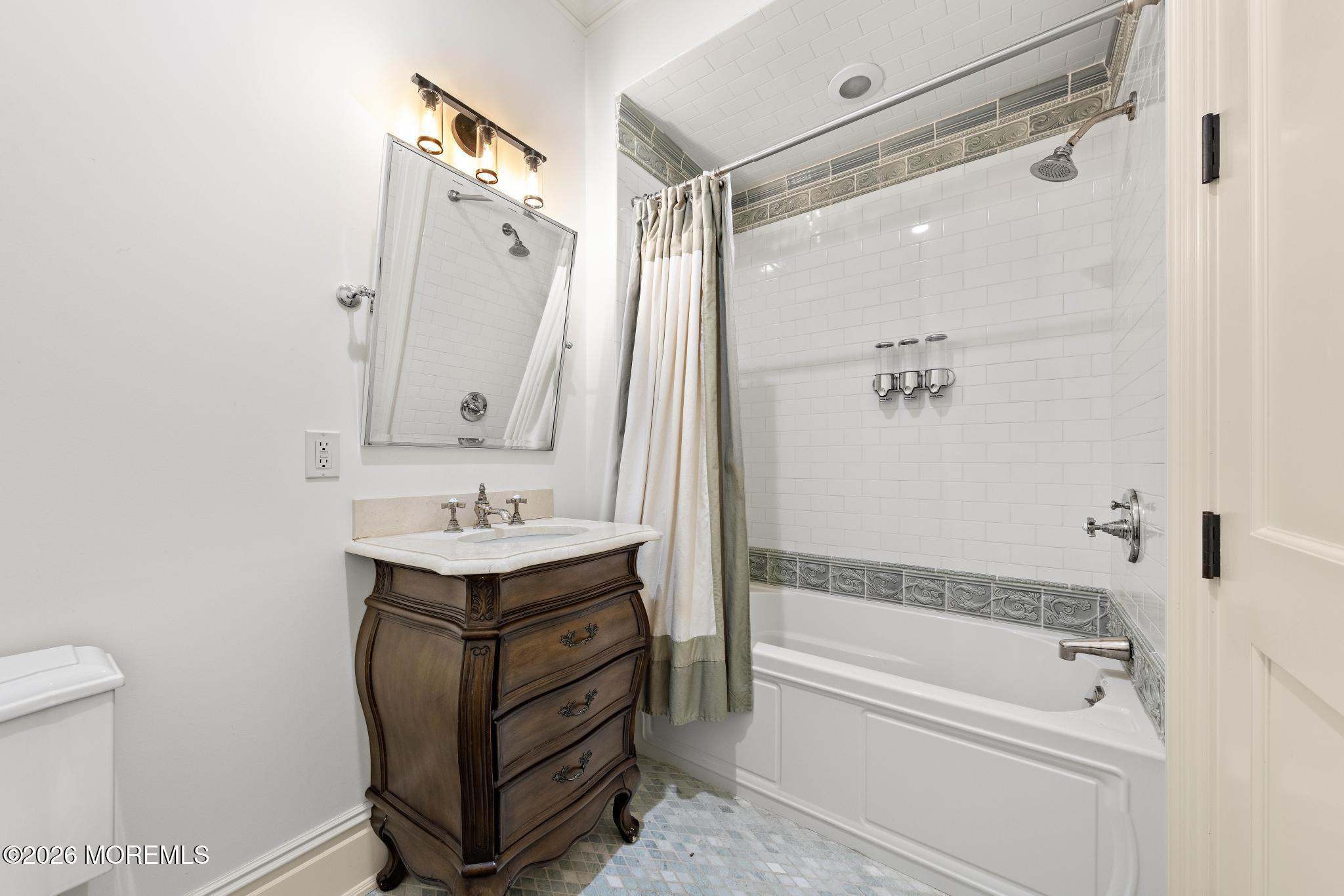 88 Montrose Road Colts Neck, NJ 07722 - Photo 47 of 73 88 Montrose Rd (44)