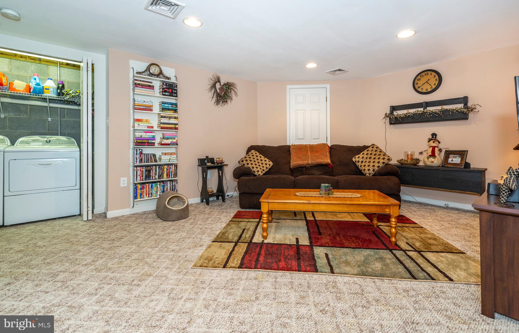 13 Sandstone Court Lititz, PA 17543 - Photo 12 of 27 Gallery Image 12