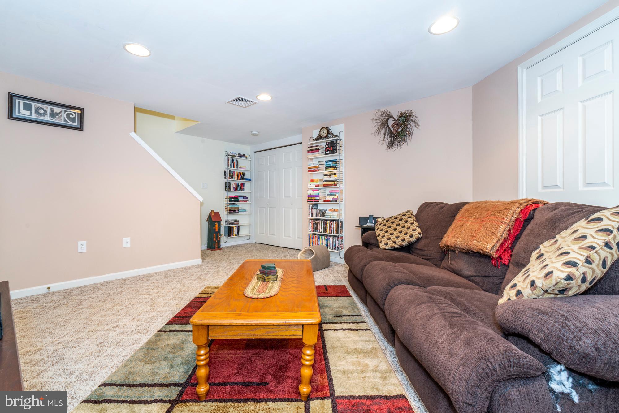 13 Sandstone Court Lititz, PA 17543 - Photo 13 of 27 Gallery Image 13