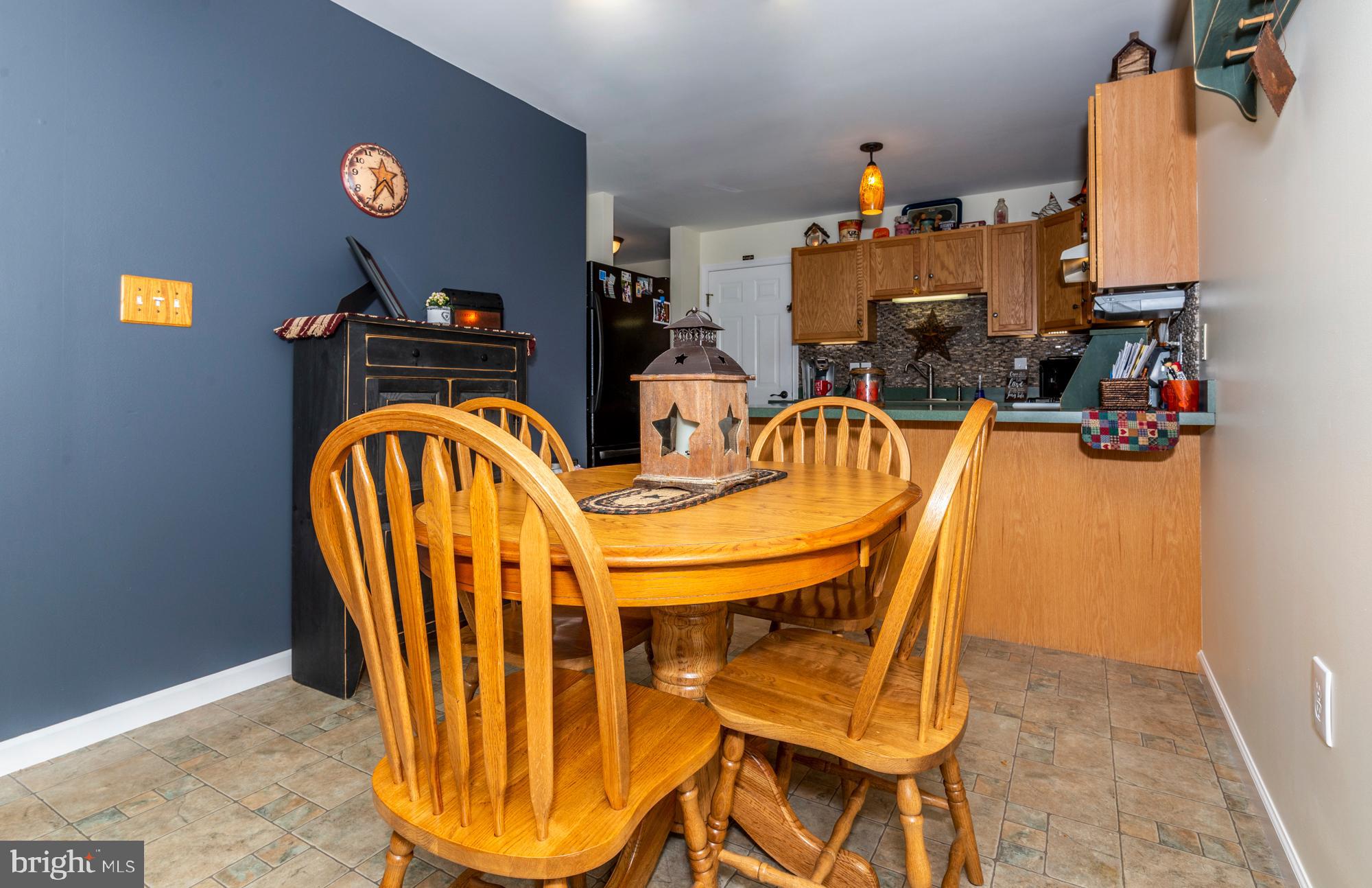 13 Sandstone Court Lititz, PA 17543 - Photo 8 of 27 Gallery Image 8