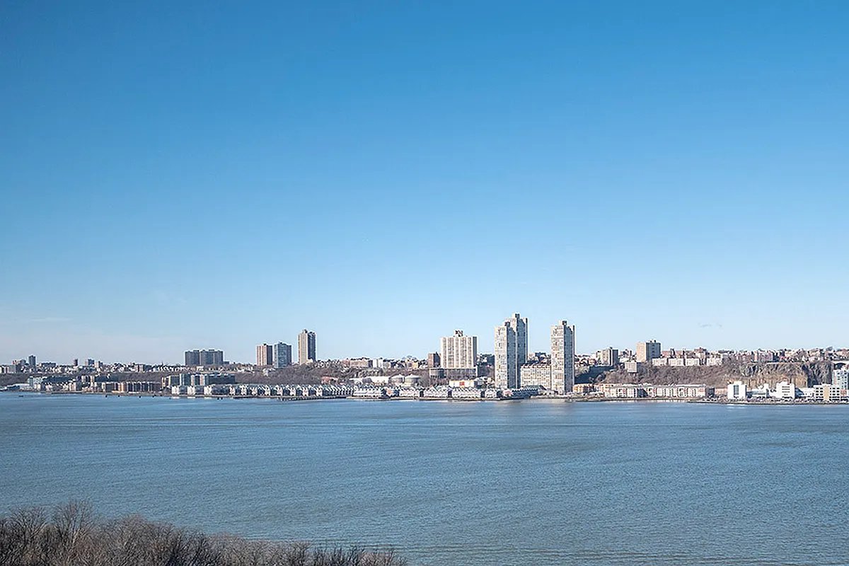 155 Riverside Drive, Unit 9B Manhattan, NY 10024 - Photo 11 of 15 Photo 11