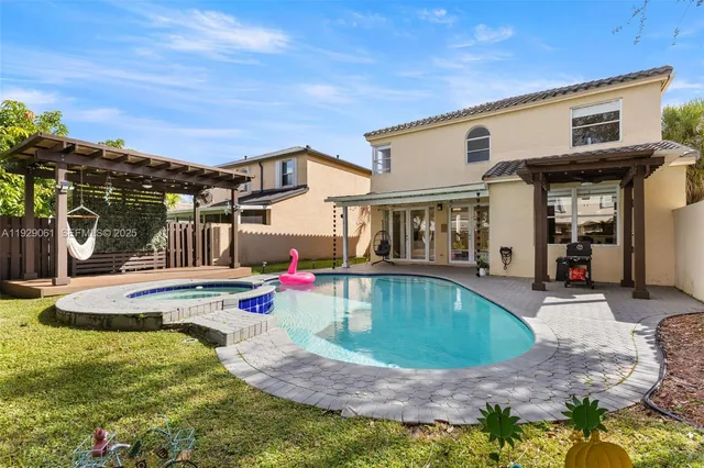 $775,000 | 574 Northwest 159th Avenue, Pembroke Pines, FL 33028