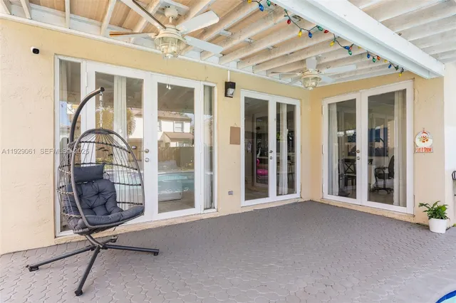 $775,000 | 574 Northwest 159th Avenue, Pembroke Pines, FL 33028