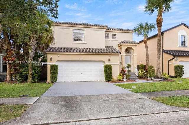 $775,000 | 574 Northwest 159th Avenue, Pembroke Pines, FL 33028
