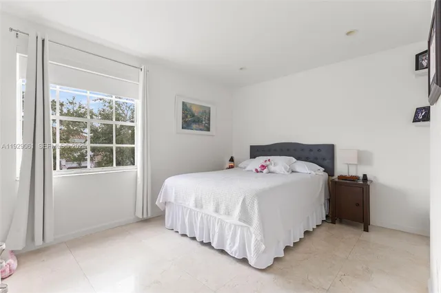 $775,000 | 574 Northwest 159th Avenue, Pembroke Pines, FL 33028