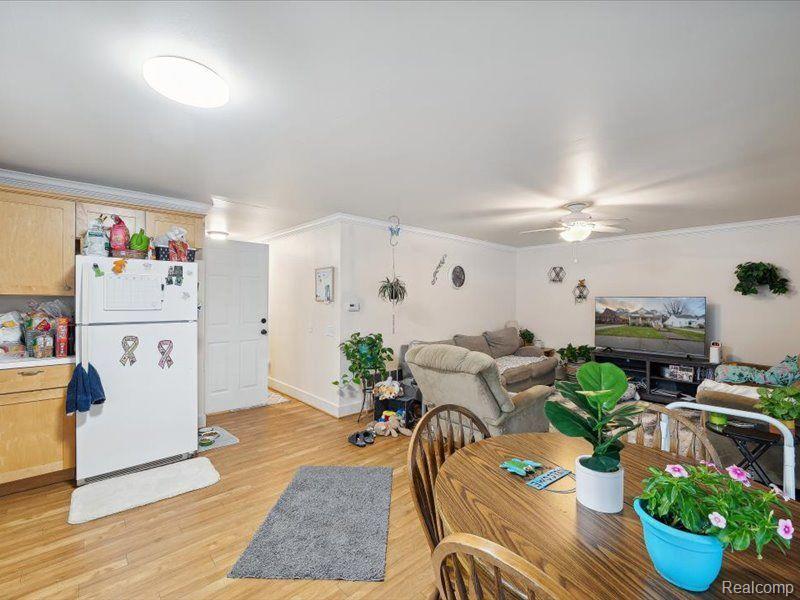 866 Rivard Boulevard Grosse Pointe, MI 48230 - Photo 10 of 53