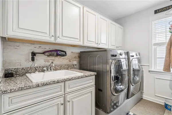 $915,000 | 4018 Overview Drive, Canonsburg, PA 15317
