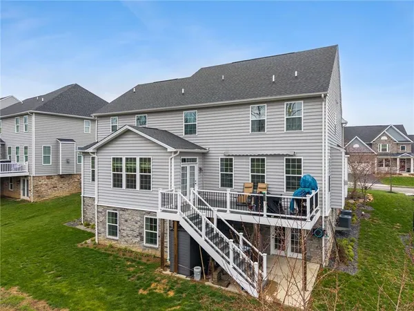 $915,000 | 4018 Overview Drive, Canonsburg, PA 15317