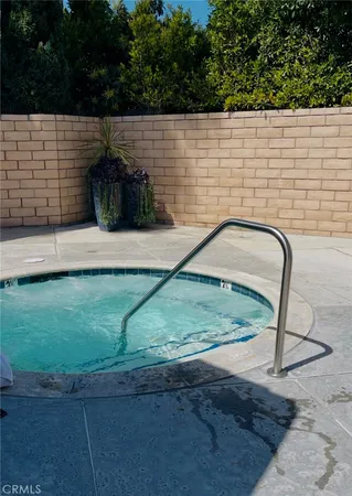 $4,000 | 420 Lake Street, Unit 101, Huntington Beach, CA 92648