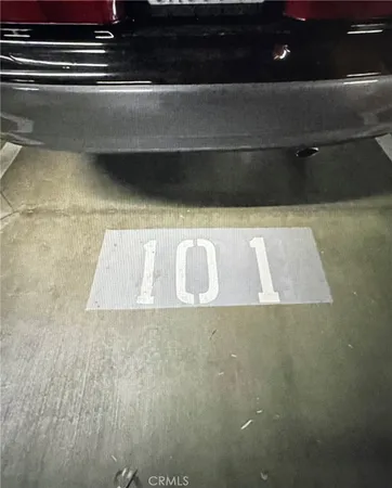 $4,000 | 420 Lake Street, Unit 101, Huntington Beach, CA 92648