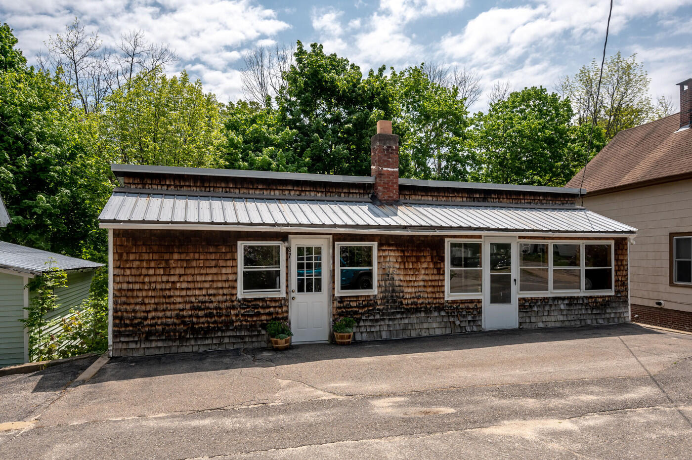 87 Charles Street Milton, NH 03851 - Photo 2 of 20 87 charles-1.jpg-vsuniqueid-646cd69a1b27