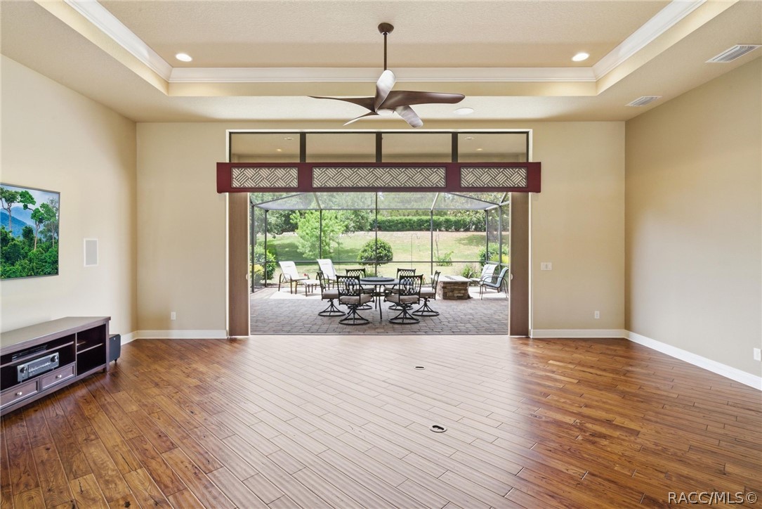 1542 North Ridge Meadow Path Hernando, FL 34442 - Photo 4 of 60