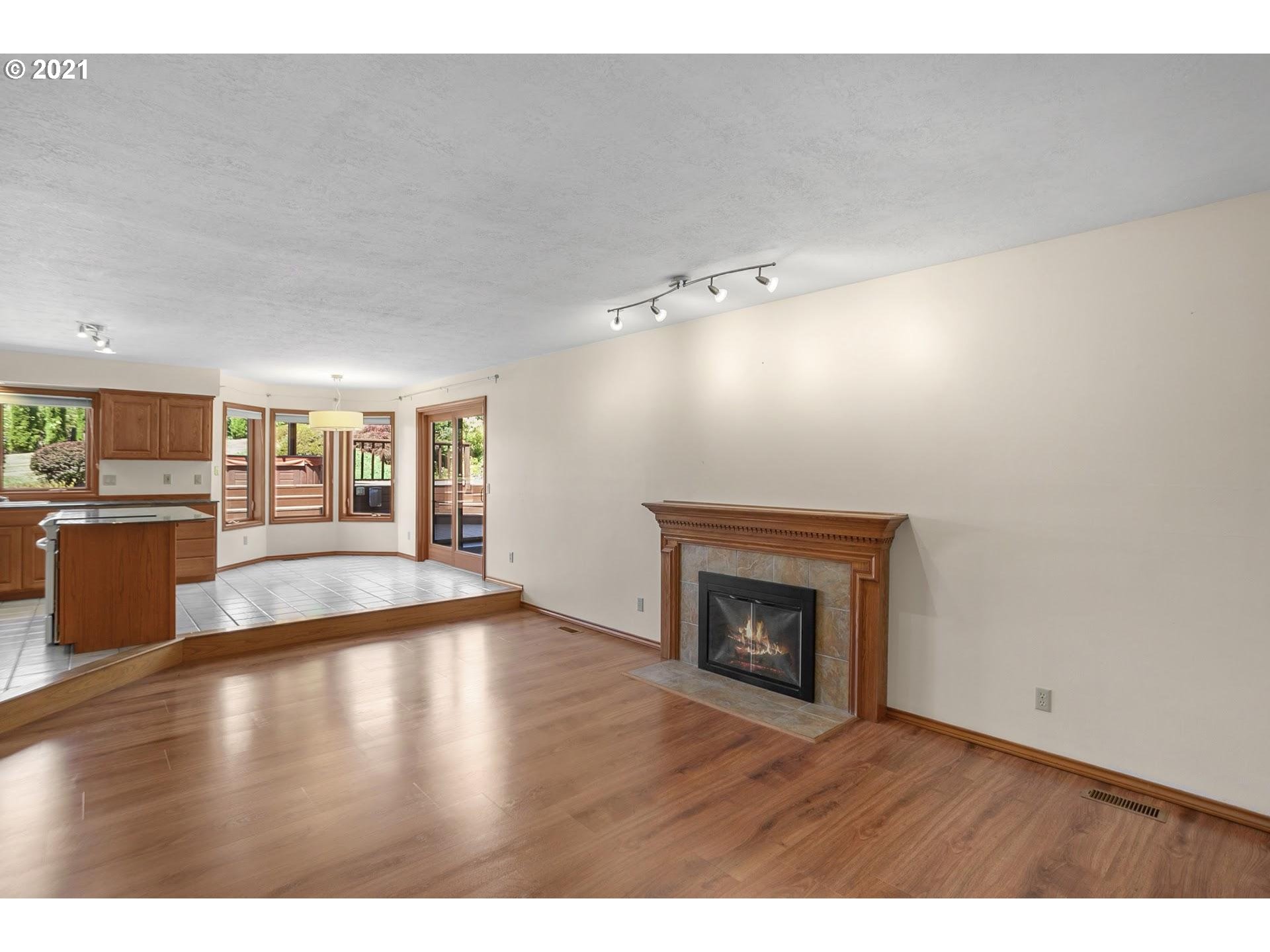11631 Northwest Old Cornelius Pass Road Portland, OR 97231 - Photo 11 of 32 Family Room