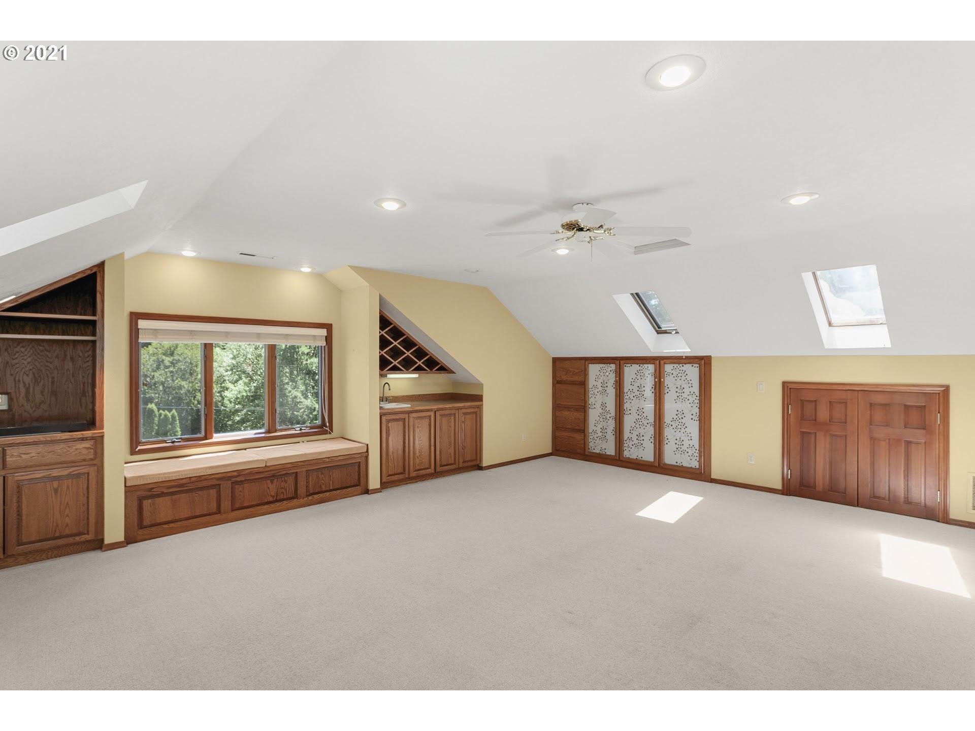 11631 Northwest Old Cornelius Pass Road Portland, OR 97231 - Photo 15 of 32 Bonus Room