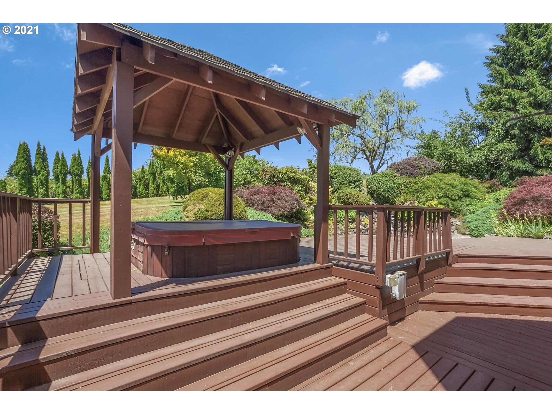11631 Northwest Old Cornelius Pass Road Portland, OR 97231 - Photo 21 of 32 Hot Tub