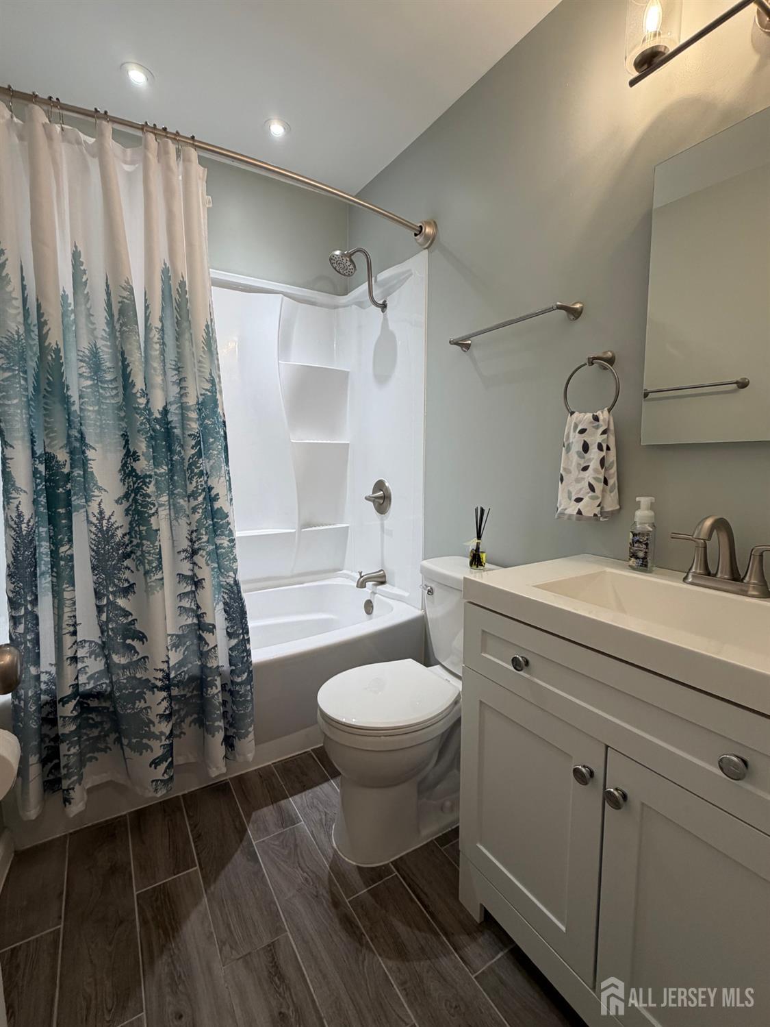 377 Bolton Road East Windsor, NJ 08520 - Photo 25 of 31