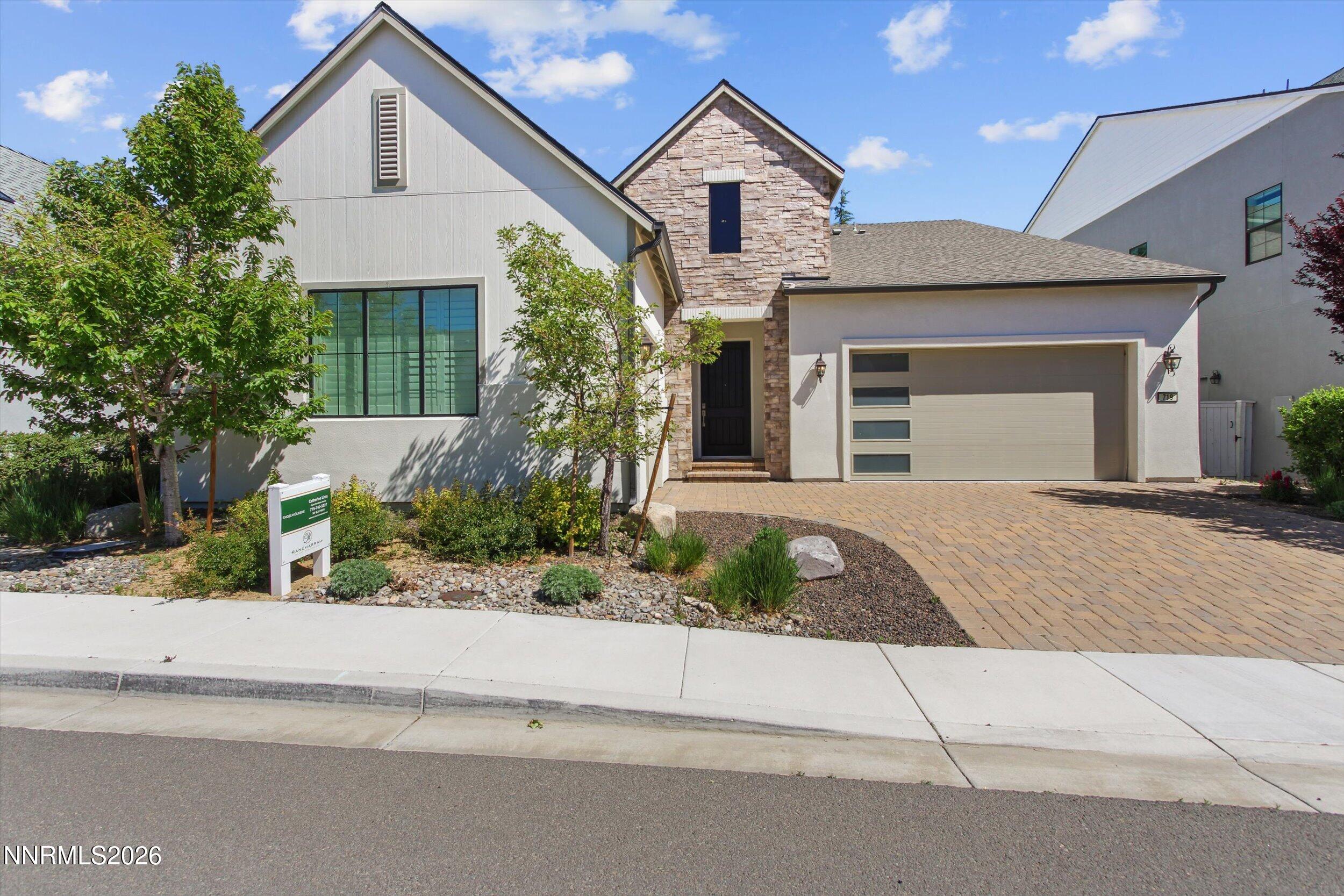 719 West Pleasant Oak Trail Reno, NV 89511 - Photo 2 of 39 02-IMG_9807