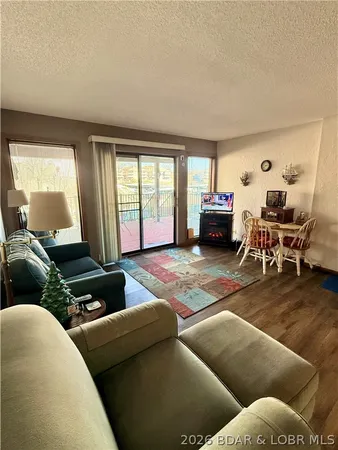 $248,000 | 43 Southwood Shores Circle, Unit 1D, Lake Ozark, MO 65049