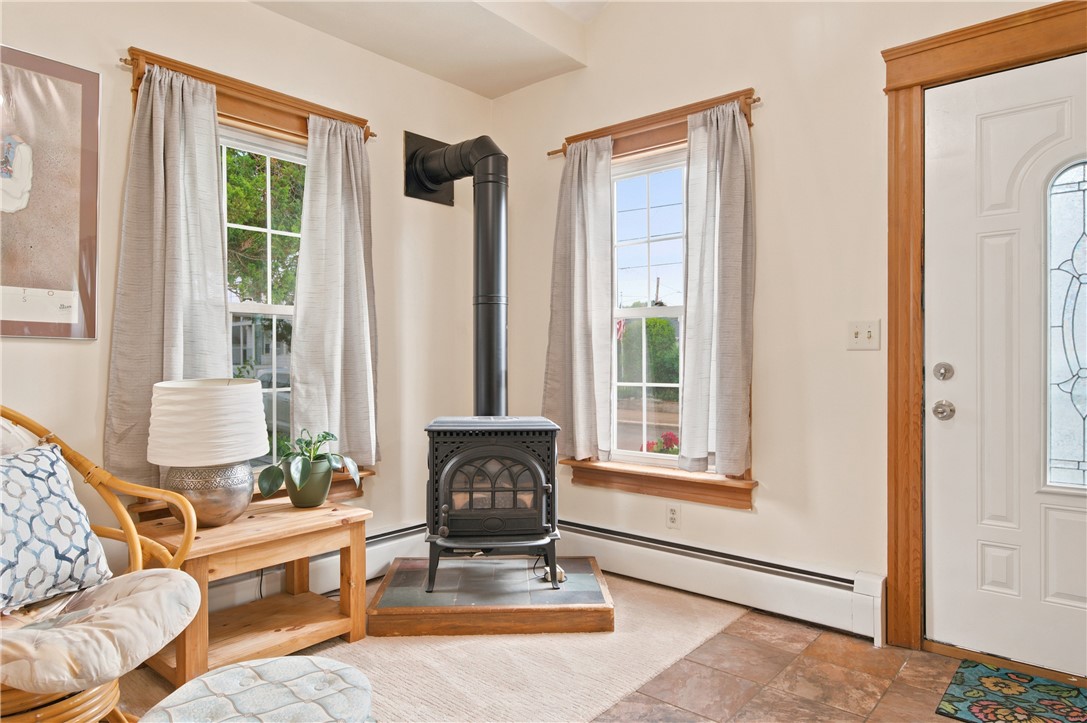 195 Elmore Avenue Woonsocket, RI 02895 - Photo 23 of 41
