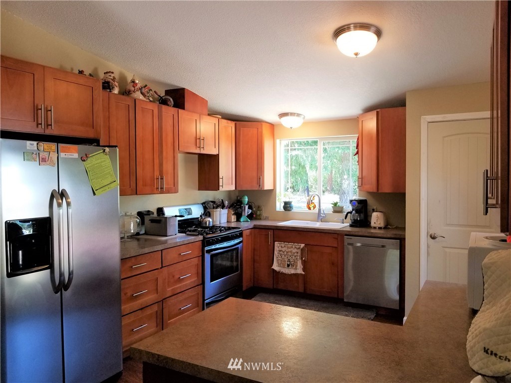 3110 West Martin Road Shelton, WA 98584 - Photo 3 of 15 Gallery Image 3