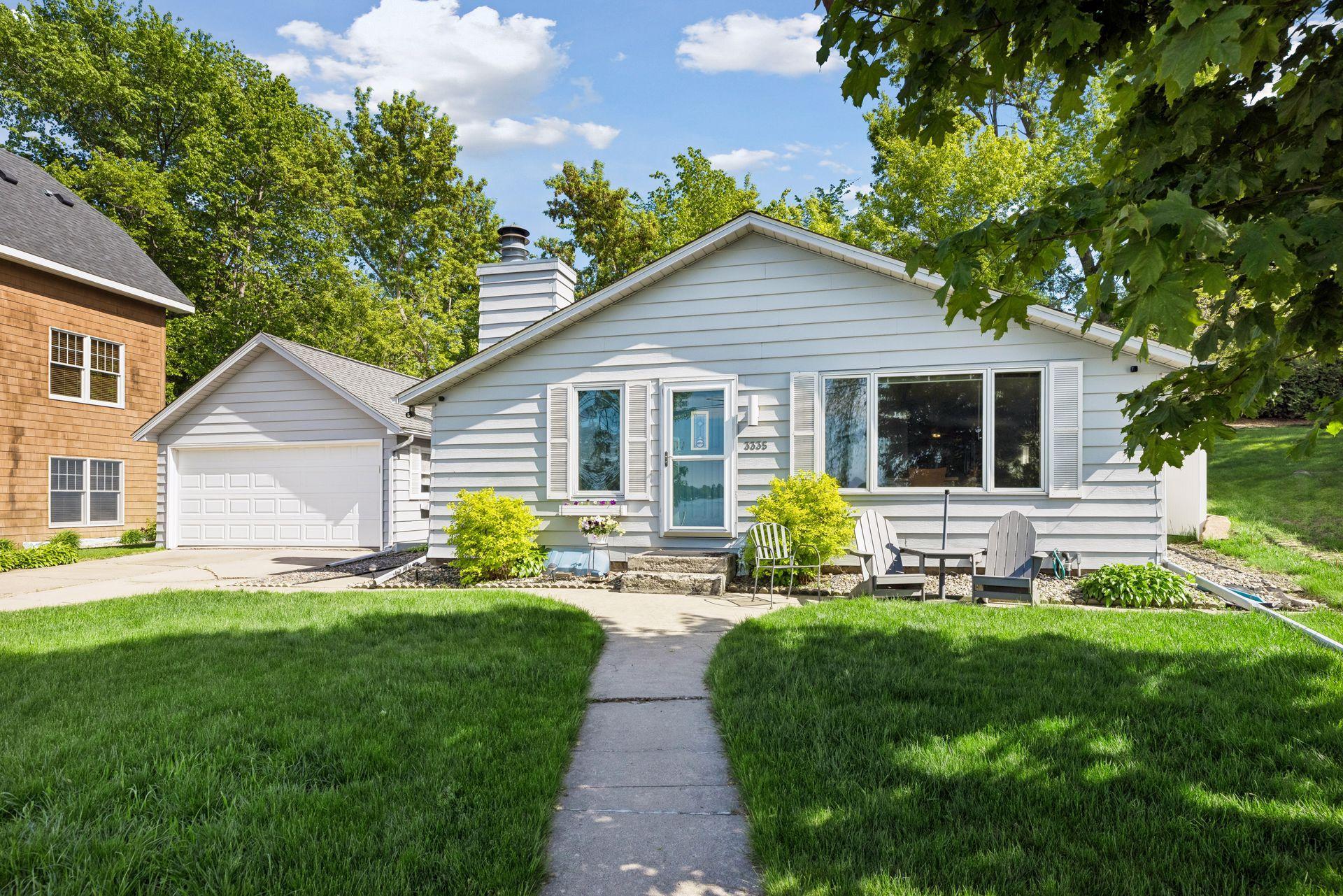 3335 Crystal Bay Road Wayzata, MN 55391 - Photo 3 of 44