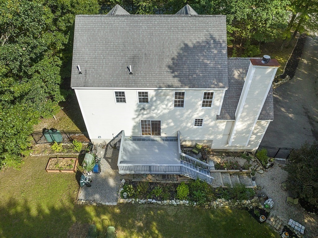56 Croft Lane Chester, NH 03036 - Photo 36 of 38 Gallery Image 36