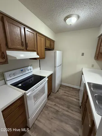 $1,000 | 222 Hidden Branches Close, Winterville, NC 28590