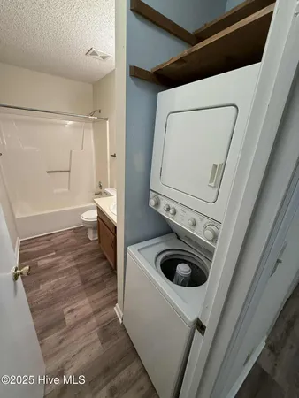 $1,000 | 222 Hidden Branches Close, Winterville, NC 28590