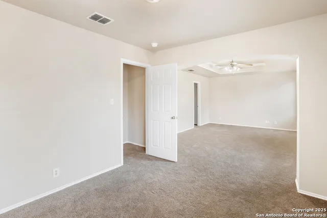 $1,895 | 2619 Gato Del Sol, San Antonio, TX 78245