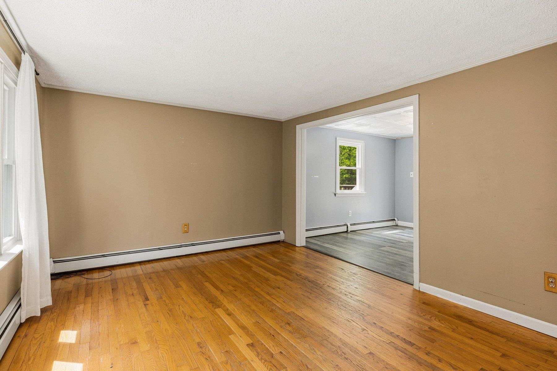 28 Beech Hill Road Exeter, NH 03833 - Photo 5 of 34