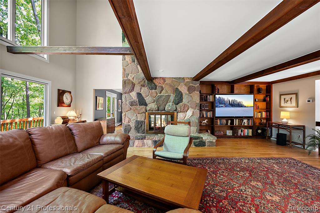 7340 Deer Lake Road Clarkston, MI 48346 - Photo 39 of 63