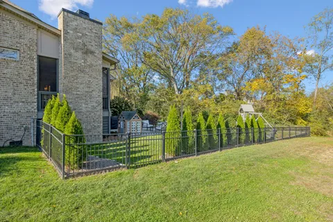 $975,000 | 2734 Paddock Park Drive, Thompson's Station, TN 37179