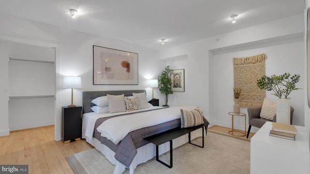 $1,050,000 | 1425 Rhode Island Avenue Northwest, Unit 31, Washington, DC 20005