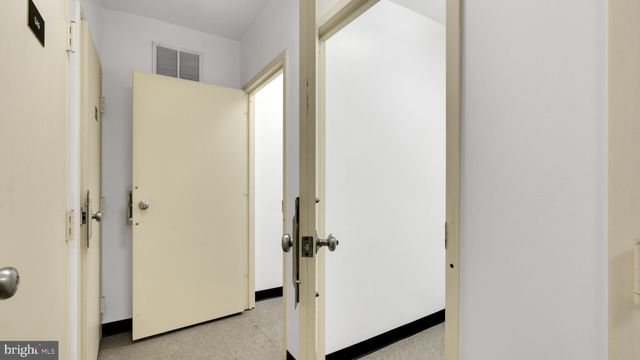 $1,050,000 | 1425 Rhode Island Avenue Northwest, Unit 31, Washington, DC 20005