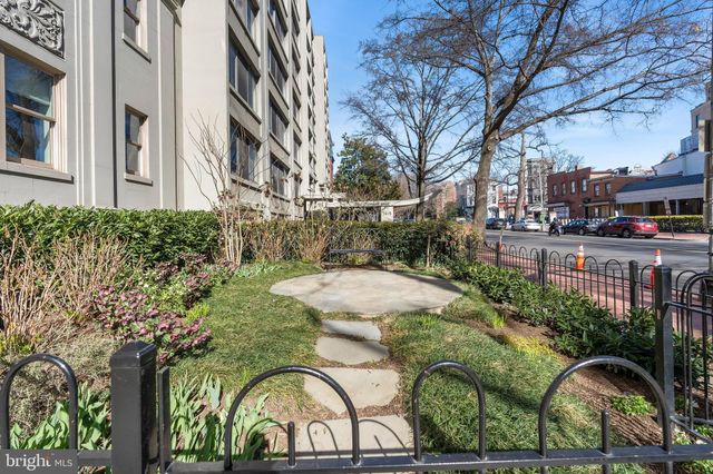 $1,050,000 | 1425 Rhode Island Avenue Northwest, Unit 31, Washington, DC 20005