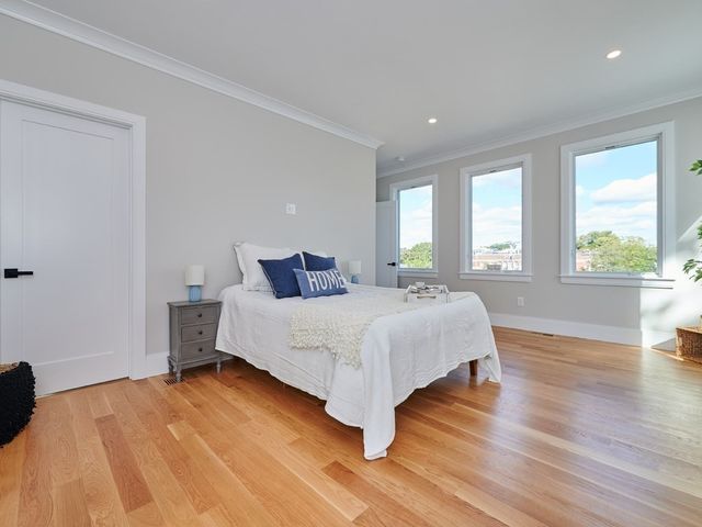 $1,620,000 | 58 Walden Street, Unit 2, Cambridge, MA 02140