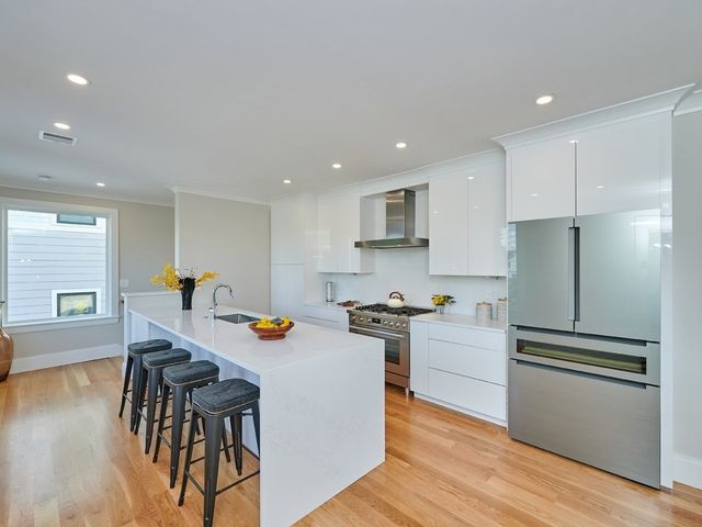 $1,620,000 | 58 Walden Street, Unit 2, Cambridge, MA 02140