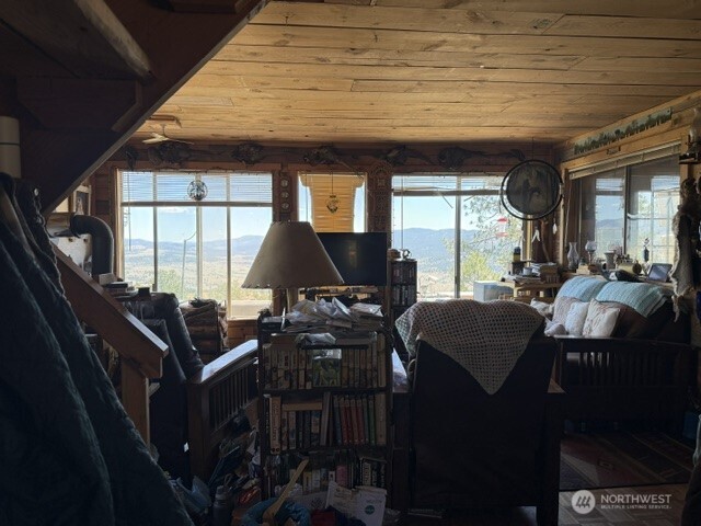 132 West Cayuse Mountain Road Tonasket, WA 98855 - Photo 7 of 29