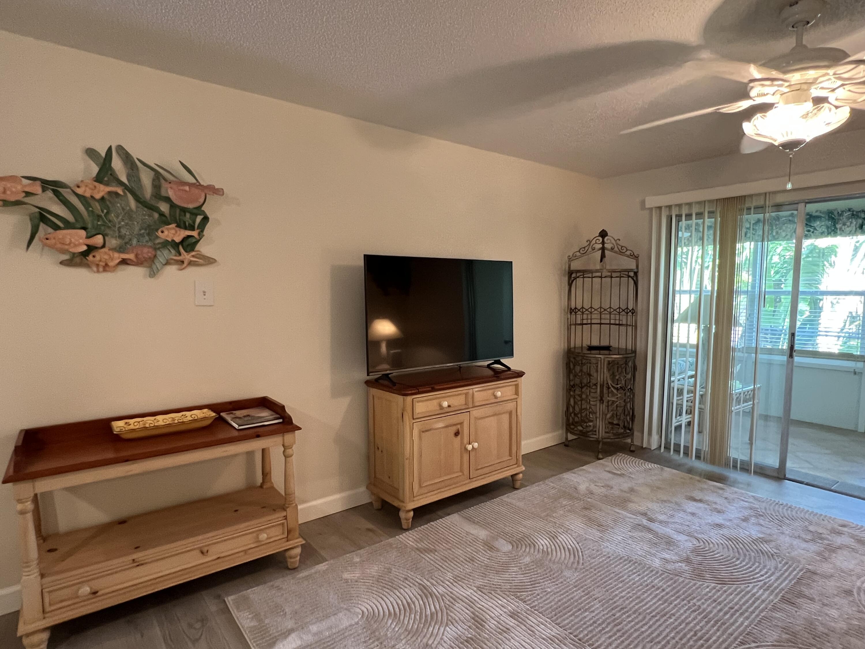 1172 Commodore Court, Unit 203 Fort Pierce, FL 34949 - Photo 9 of 23 IMG_5110