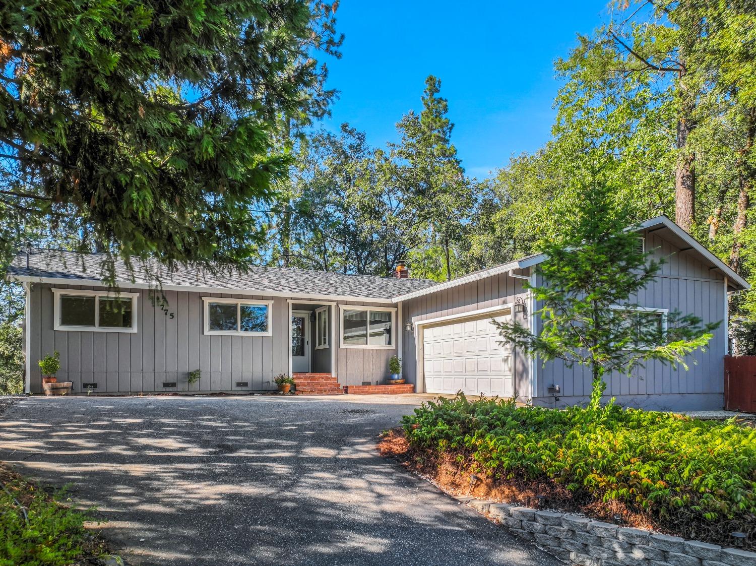 775 Washington Irving Drive Colfax, CA 95713 - Photo 1 of 1 front view of a house with a yard