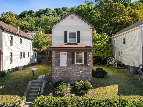 $129,900 | 724 Virginia Avenue, Follansbee, WV 26037