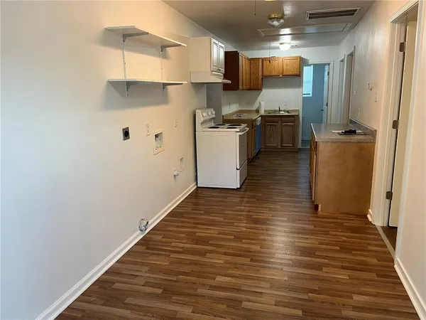 $900 | 4933 Matherne Street, Unit B, Lafitte, LA 70067