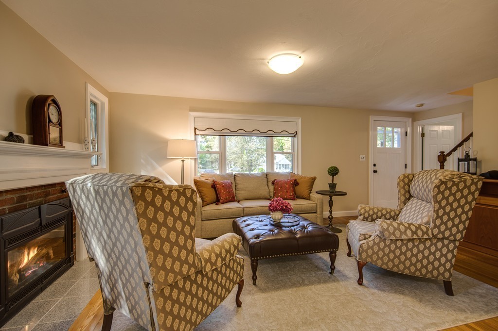 1 Clark Road Bedford, MA 01730 - Photo 9 of 30 Gallery Image 9