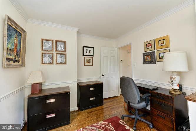 4816 24th Road North Arlington, VA 22207 - Photo 9 of 22 Interior (General)